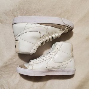 Nike Mid '77 Hightops